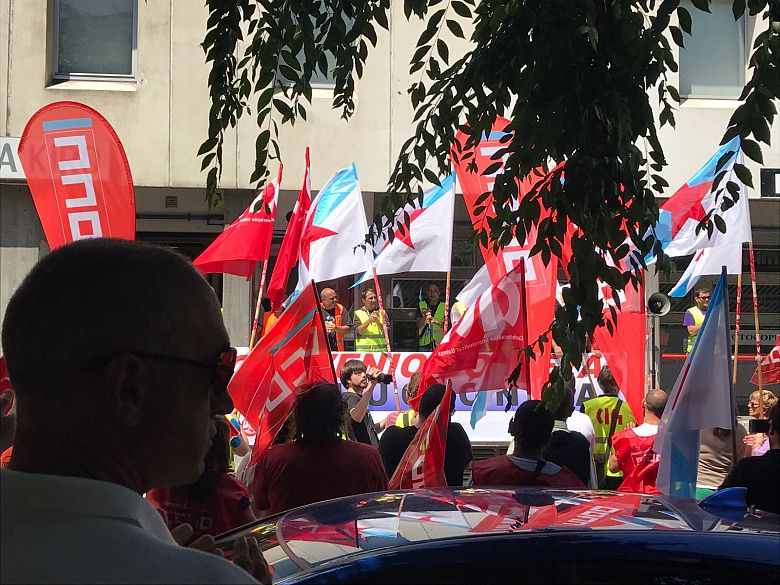 17-07-20 FolgaMetalManifaCorunha06.jpeg